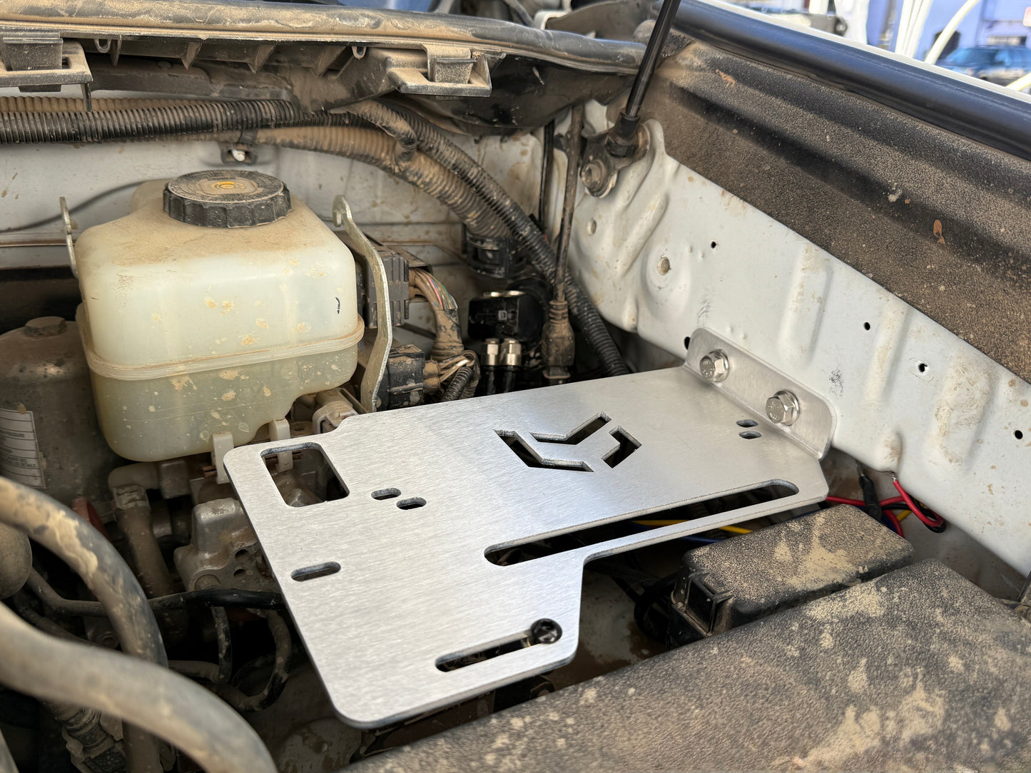 2010-2020 Toyota 4Runner Aux Tray Mount (5th gen)